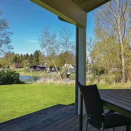 Two-bedroom In Jagerspris Semesterbostad